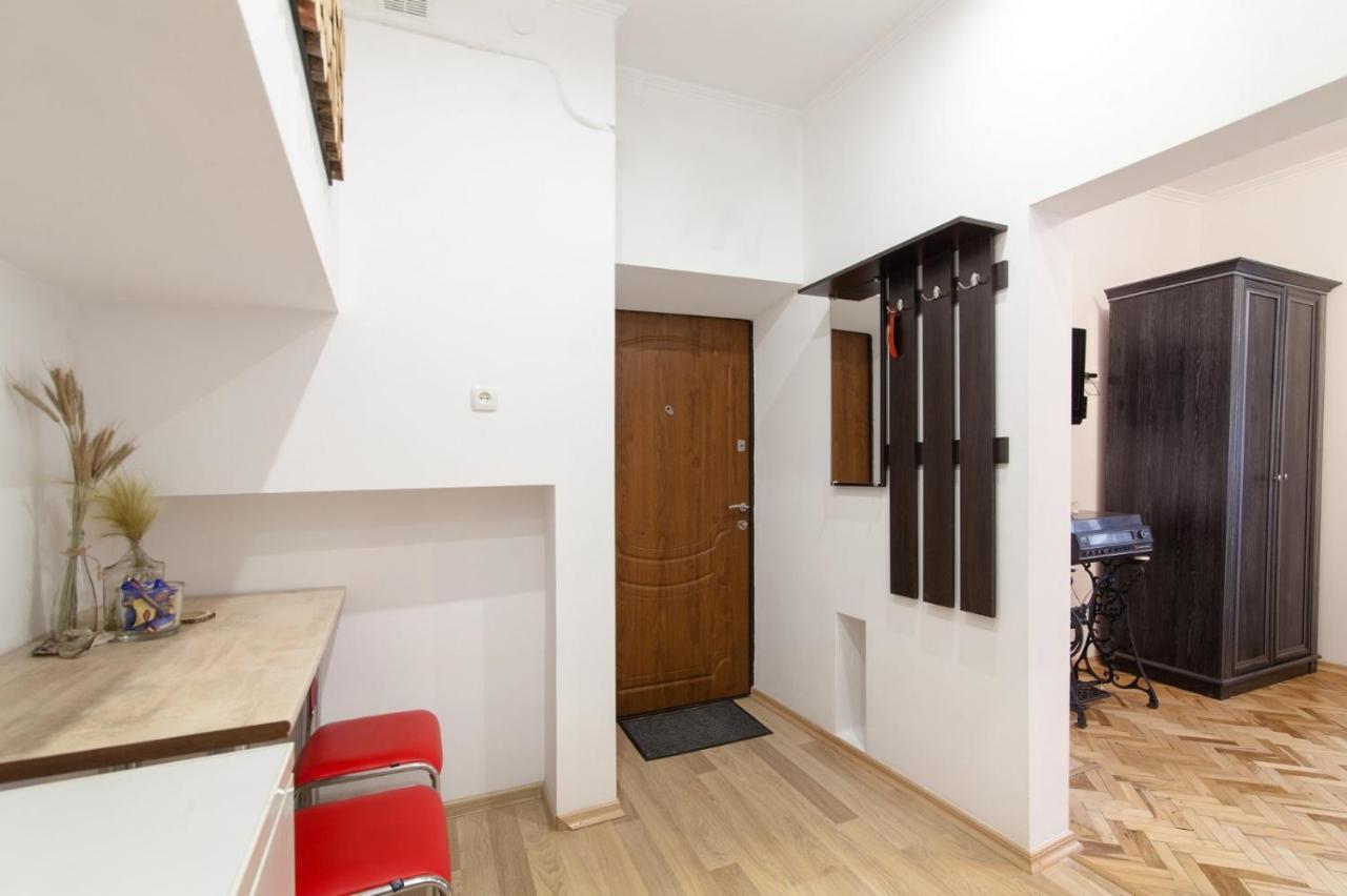 Apartment On Krakivska Street Leópolis Exterior foto